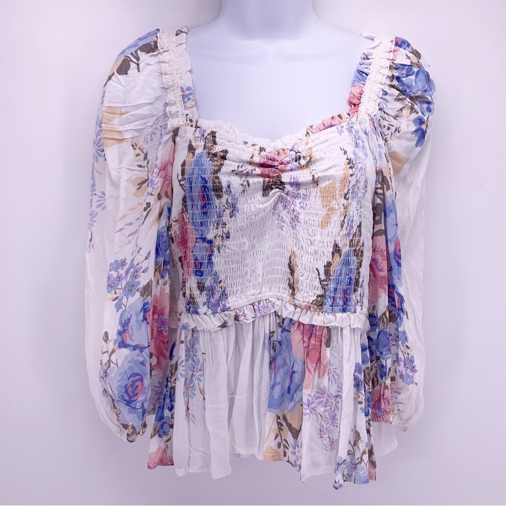Coco + Jaimeson Floral Puff Sleeve Top Size Medium